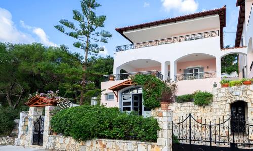 Matsoukata Villa | Kefalonia Original Villas - Villa Alexander Beachfront