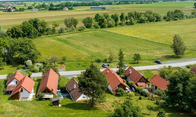 Nagysaroslak House | Kellerstoeckl Moschendorf