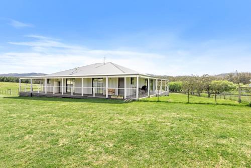 Tolmie House | Kelly Creek Farm - Tolmie - Sleeps 10