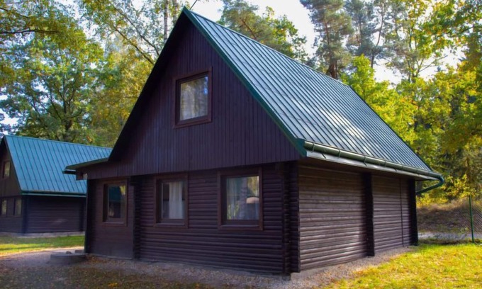 Hradec Kralove House | Kemp Stříbrný rybník by Interhome