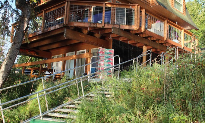 Sterling Ski Chalet | Kenai Riverfront Chalet Centrally Located On The Kenai Peninsula