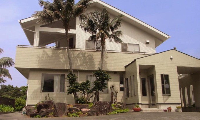 Hachijo House | Kencha Rumah