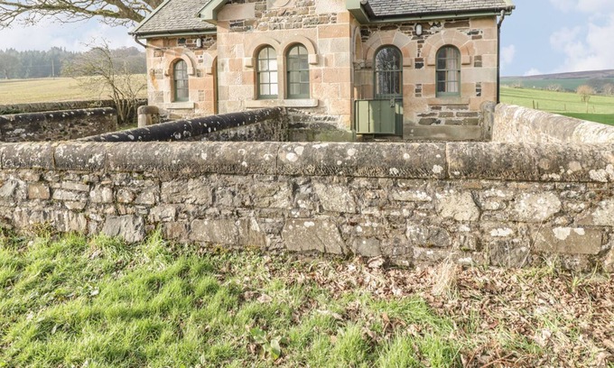 Rothesay Cottage | Kennels