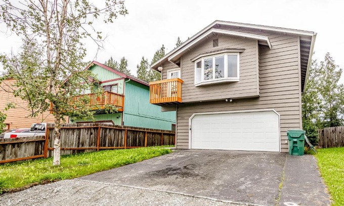 University Area House | Keyann Circle