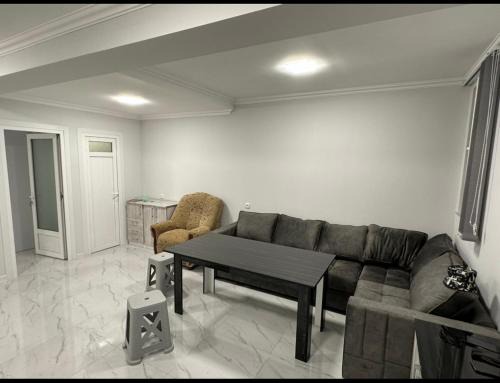 Erebuni Apartment | KHD Apartments