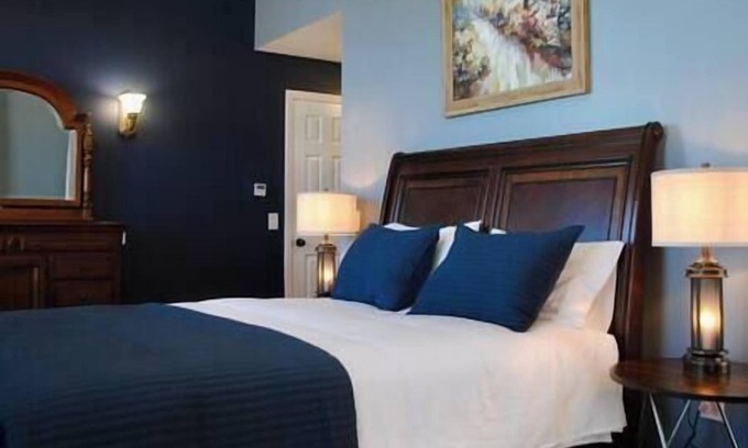 Jefferson City Apartment | Kinder Rm, The Lodge at Old City Hall