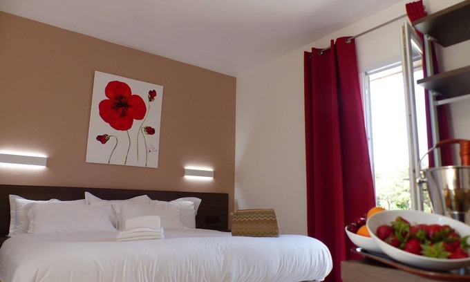 Macinaggio Hotel | King-Double or Twin-Ensuite with Shower-Terrace