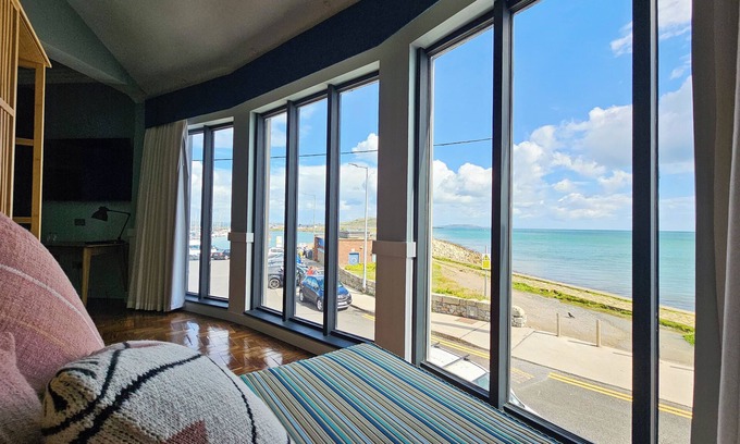 Sutton Cross Hotel | King Sitric