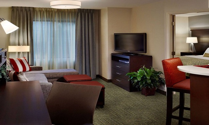 Lanham Apartment | King Suite. Free Breakfast Buffet. Great Location Near NASA, IRS, FDA.