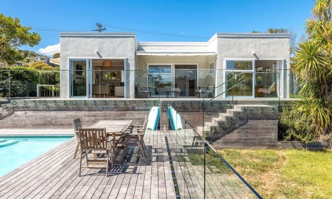 Blackpool House | Kiwi Street Retreat - Our Island