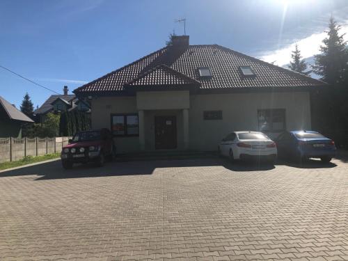 Kielce Apartment | Klimatyzowane Apartamenty i Pokoje przy Targach Kielce
