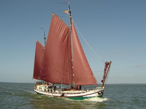 Akkrum Boat Rental | Klipper Stella Frisia