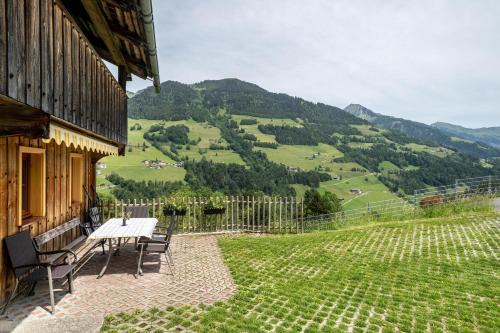 Raggal House | Knusperhäuschen Höfen-hüsle