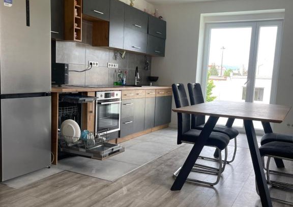 Zilina Apartment | Komfortné bývanie s garážou - parkovaním