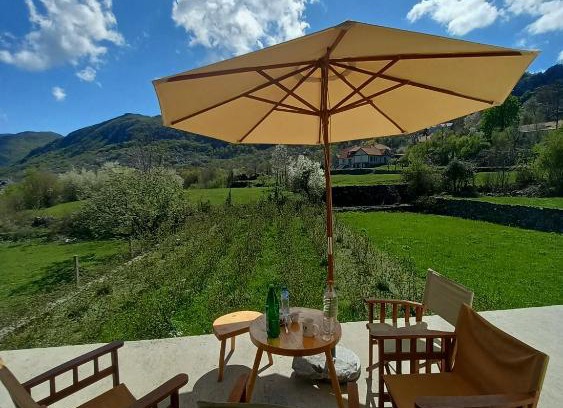 Cetinje House | Konak Ugnji-Village