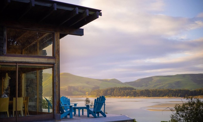 Cape Saunders Resort | Korimako Lodge, Stunning view and wildlife, your piece of quiet in New Zealand