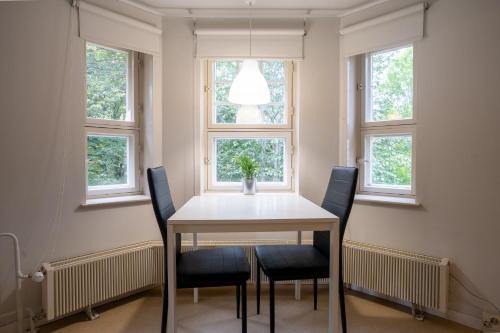 Turku Apartment | Kotimaailma Villa Hortus - Roomy Studio for 2
