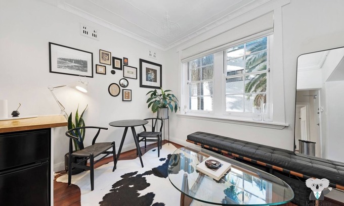 Kings Cross Apartment | KozyGuru | Rushcutters Bay | Elegant City Living
