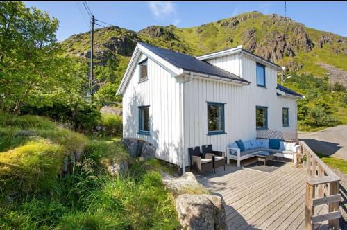 Ballstad House | Kræmmervikveien 33