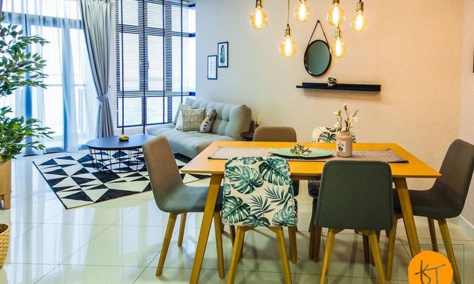 Bandar Tun Razak Apartment | Kuala Lumpur KLCC Stylish & Comfy | 5★ Location, Netflix, Pool + Gym 03