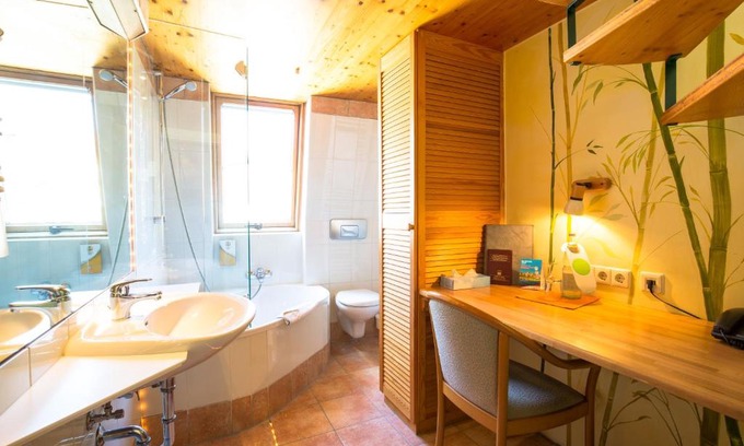 Innenstadt-West Hotel | Kubler Stars
