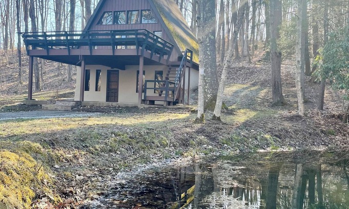 Jefferson Township Cabin | Kuhntown Kabin Laurel Highlands Hidden Valley Seven Springs Somerset