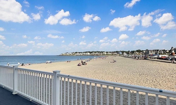York Beach House | Kurtz Cottage - Y856 Brought to you by GetAway Vacations
