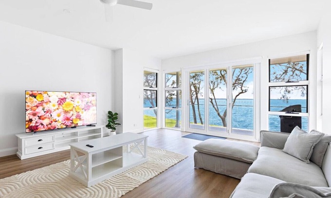 Tegerin House | Kushala Lake House - 5 Bed Serenity