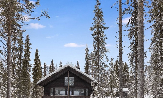 Akaslompolo House | Kuuraparta a by Interhome