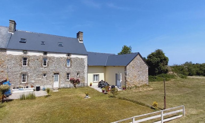 Besneville House | L' Anpeg, gîte dans le Cotentin jusqu'à 8 personnes