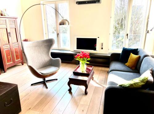 Heilig Kerst Apartment | L'atique by Agelandkaai be with Free Parking