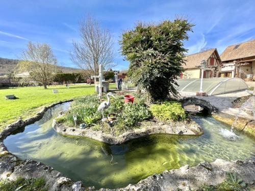 Fontaine-Sous-Jouy House | L'Auberge de la fontaine