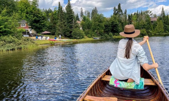 Saint Donat Ski Chalet | L'eau Douce - Lumière Naturelle en Bord de Lac, Spa Privé Avec Embarcations