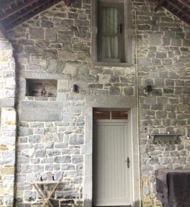 Durnal House | L’eau et la pierre