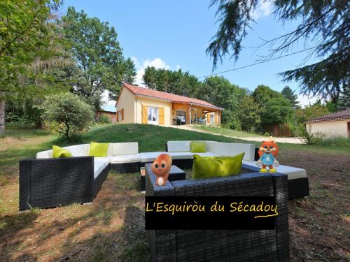 Castels et Bezenac House | L'Esquiròu du Sécadou
