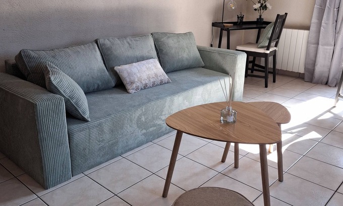 Le Theil-de-Bretagne Apartment | L'Etape du Theil T2 duplex apartment, fully-equipped
