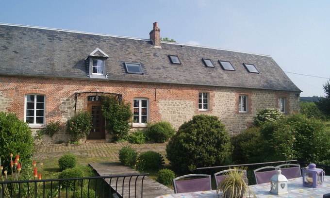 Longmesnil Cottage | L ETOILE DE FORGES COTTAGE FOR 12/14 PEOPLE