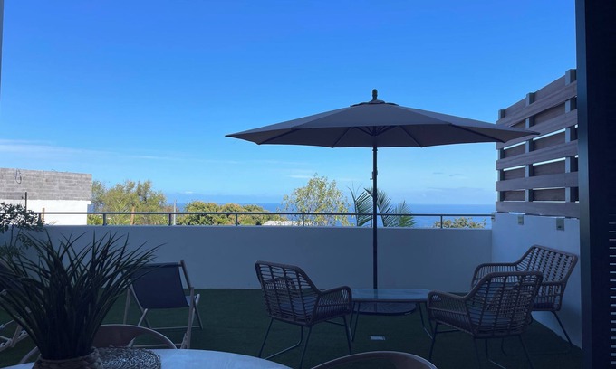 Le Portail Apartment | L'Etoile de l'Océan - T2 Stella St Leu - Swimming pool