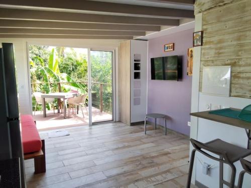 Baie-Mahault House | L'ilô, Bungalow lumineux
