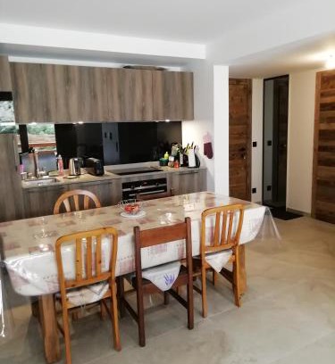 Le Praz de Lys Apartment | L'oxalis appartement 103 Praz de Lys