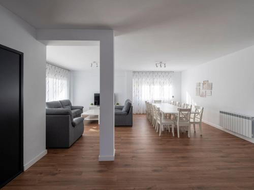 Las Navas Del Marques House | La Atalaya