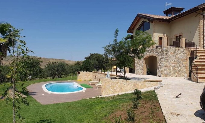 Melfi Bed & Breakfast | La Bella Vista