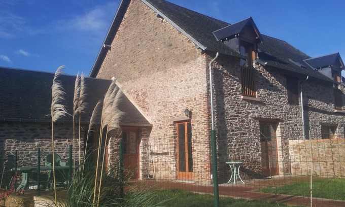 Sainte-Marguerite-d'Elle House | La Bergerie de la ferme de la Baconnerie near the D-Day landing beaches