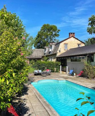 Capvern House | La Caminade