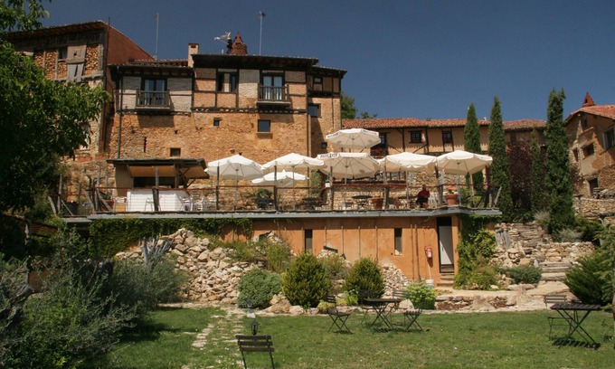 Calatanazor Hotel | La Casa del Cura de Calatañazor