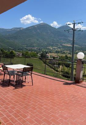 Rivodutri Apartment | La Casa del Tau a Campigliano