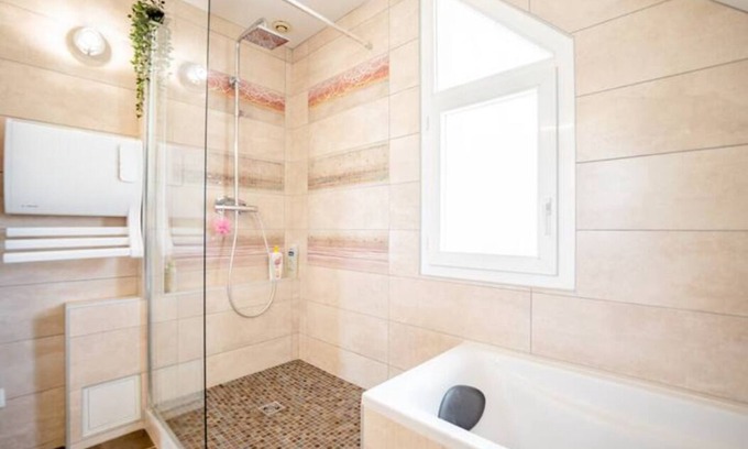 Ousse Bed & Breakfast | La Casa des Augas 3-bedroom rental on the first floor of our house