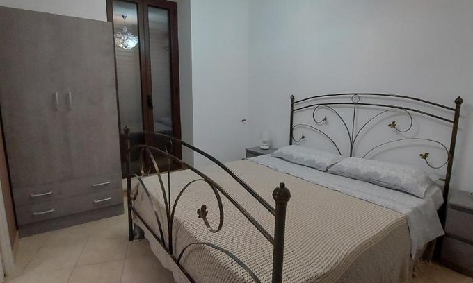 Fiumedinisi Apartment | LA CASA DI NONNA GIOVANNA