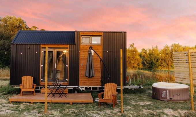 Castilenti Cabin | La Casa Errante 2 by Tiny Away