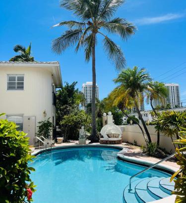 East Fort Lauderdale Hotel | La Casa Hotel